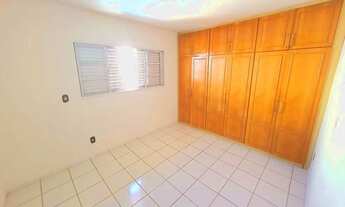 Imagem 6: Casa com Piscina e 4 Dormitórios para Locação no Bairro Maria Izabel