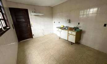 Imagem 3: Casa com 4 Quartos e 3 banheiros para Alugar, 272 m² por R$ 4.500/Mês