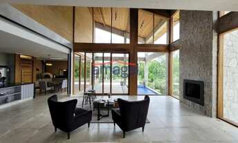 Imagem 2: Casa de Luxo em Campos do Jordão