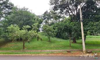 Imagem 5: Aldeia do Vale Terreno lateral de vale em rua sem saída com vista preservada em Goiânia