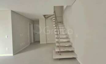 Imagem 4: Cobertura dúplex de 3 dormitórios, sendo 2 suítes mais lavabo, 2 vagas de garagem Trindade