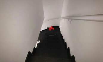 Imagem 6: Sobrado frontal na região do Cangaiba