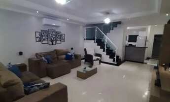 Imagem 2: Oportunidade!! Sobrado 03 dorms, pertinho da praia!!