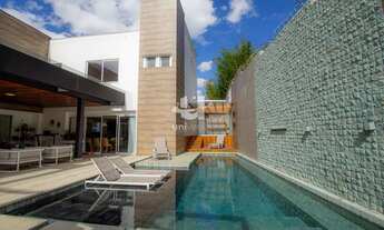 Imagem 6: Casa de Alto Padrão em Condomínio Fechado Oportunidade Abaixo do Mercado