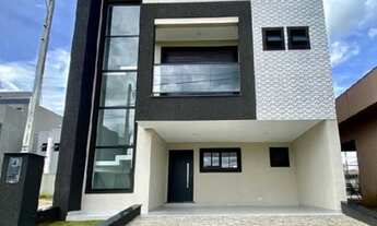 Imagem: Triplex em condomínio fechado