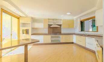 Imagem 5: Casa 4dormitórios / 4suítes / 540m² / Uso residencial ou comercial