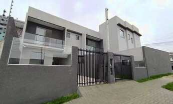 Imagem: LEO) Sobrado Financiado pela C.E.F (Entrada