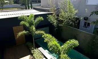 Imagem 2: Casa para venda com 290 metros quadrados com 4 quartos em Jardins Madri - Goiânia