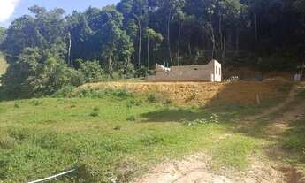 Imagem 4: Sítio com 5.800 metros quadrados com muita água poço de peixe grande