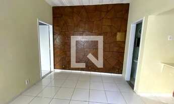 Imagem 2: Casa para Aluguel - Bar dos Cavaleiros, 1 Quarto, 60 m2