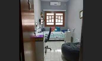 Imagem 5: Casa para venda tem 400 metros quadrados com 3 quartos em Santa Mônica Popular - Vila Velh