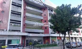 Imagem 3: Sala comercial de 78m² com frente de loja e 1° pavimento nas Graças