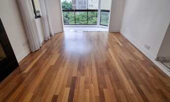 Imagem 2: Apartamento de 214m² com 3 suítes na Vila Nova Conceição, fácil acesso ao Parque Ibirapuer