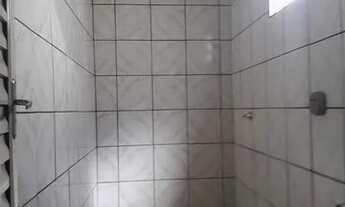 Imagem 5: ALUGO BARRACÃO Casa com 1 dormitório