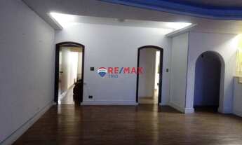 Imagem: Sobrado com 4 quartos, 402 m², aluguel