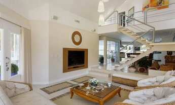 Imagem 4: IMÓVEL 4/4 COM PISCINA BEM LOCALIZADO EM VILAS