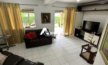 Imagem 2: Casa de esquina em Stella Maris - 6/4 com 2 suítes - Terreno amplo - Condominio com lazer