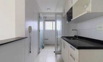 Imagem 7: Apartamento para aluguel e venda possui 60 metros quadrados com 2 quartos