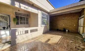 Imagem 3: Excelente Imóvel em Brás de Pina com quintal e garagem