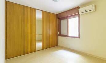 Imagem 7: Apartamento com 2 quartos e vaga coberta em Auxiliadora - Porto Alegre - RS