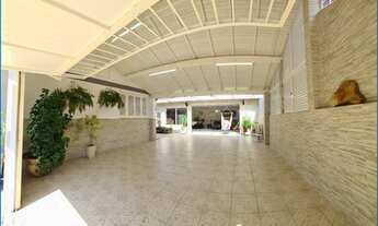 Imagem 2: Casa com 3 dormitórios, 1 suíte, 260m², terreno com 492m², 4 vagas, Esteio