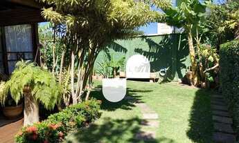 Imagem 5: Seu Refúgio Exclusivo em Meio à Natureza e Muito Perto do Mar