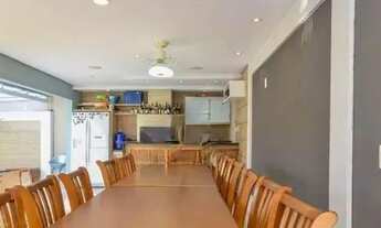 Imagem 4: Excelente casa semi mobiliada, localização privilegiada em Santa Felicidade