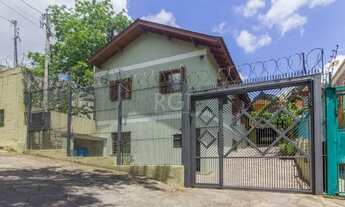 Imagem 2: Casa para Venda - 380.83m², 5 dormitórios, sendo 1 suites, 2 vagas - Glória