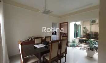 Imagem 7: Casa para alugar, 3 quartos, 1 suíte, 4 vagas, Presidente Roosevelt - Uberlândia/MG - R$ 6