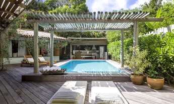 Imagem 2: Casa integrada ao verde próxima do Centro Histórico de Trancoso