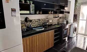 Imagem 6: Casa com piscina, 2 quartos na linha verde!