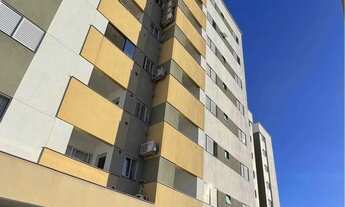 Imagem 4: Apto mobiliado com 2 dormitórios sendo 01 suíte, sacada com churrasqueira à carvão, garage