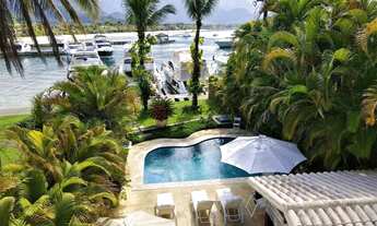 Imagem 2: Oportunidade! Linda casa com vaga de iate no Frade, em Angra