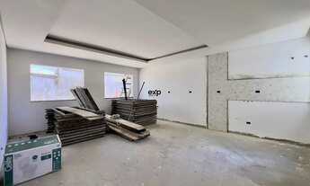 Imagem 7: Lindo Sobrado/Triplex Novo à venda em Curitiba no bairro Cajuru!!