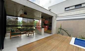 Imagem 6: Casa alto padrão para venda com 428m² - 3 suítes e 2 vagas de garagem no Alphaville 1