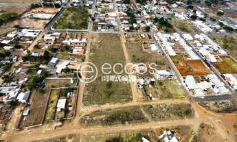 Imagem 2: Terreno à venda, Goiás (Parte Alta) - ARAGUARI/MG