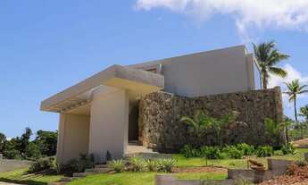 Imagem: Casa nova de alto padrão, com acesso a