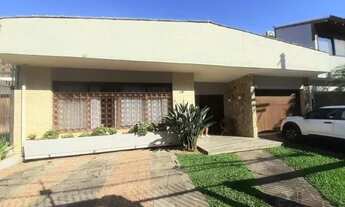 Imagem: Casa para Venda - 320m², 5 dormitórios