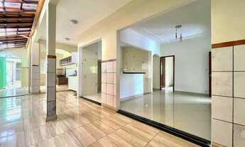 Imagem 6: Casa à venda com 4 quartos e 4 vagas no Bairro Ouro Preto