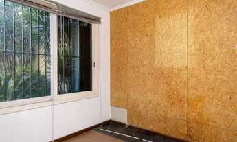 Imagem 5: Casa Alto Padrão para Locação Próxima à Avenida Dom Joaquim Conforto, Sofisticação e Loca