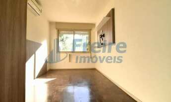 Imagem 8: Apartamento no bairro Menino Deus, 2 dorm. e 1 garagem