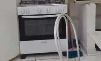 Imagem: Alugo quarto com banheiro e cozinha individual