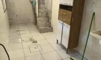 Imagem 3: Casa na Tupy Casa com 1 dormitório