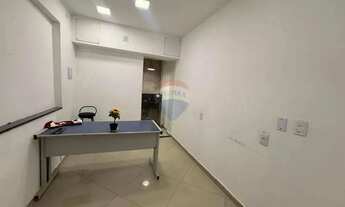 Imagem 3: Sala locação na frente do Parque Clube