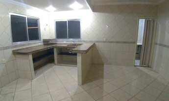 Imagem 2: Casa na vila Domingos Lopes perto da marcat marmoraria em Cataguases-MG