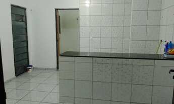 Imagem: Aluguel de kitinete 450 reais