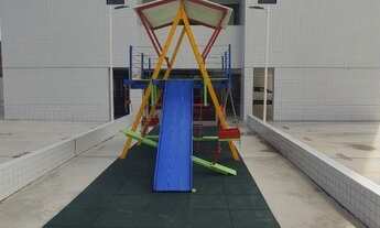 Imagem 3: Apartamento para venda possui 52 metros quadrados com 2 quartos em Barro Duro - Maceió - A