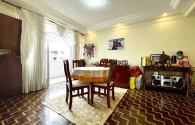 Imagem 6: Apartamento 3 dormitórios, 1 suíte, 1 vaga, sacada. Água Verde / Vila Izabel Área útil 97