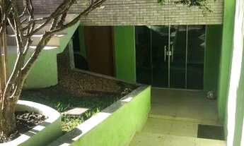 Imagem 5: Vende uma casa unifamiliar com 4 quartos sendo uma suíte