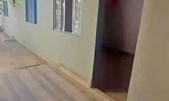 Imagem: CASA EM FEU ROSA COM POSSIBILIDADE DE PARCELAMENTO